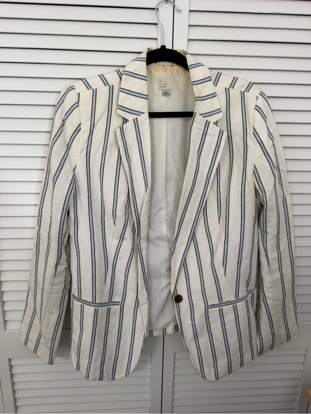 a new day Cream Blazer with Navy Stripes Size 16